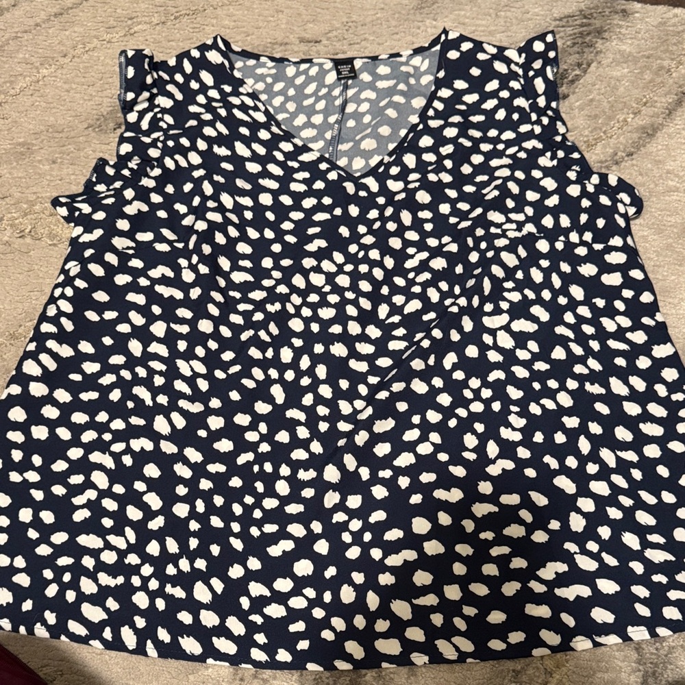 SHEIN Navy and White Patterned Blouse